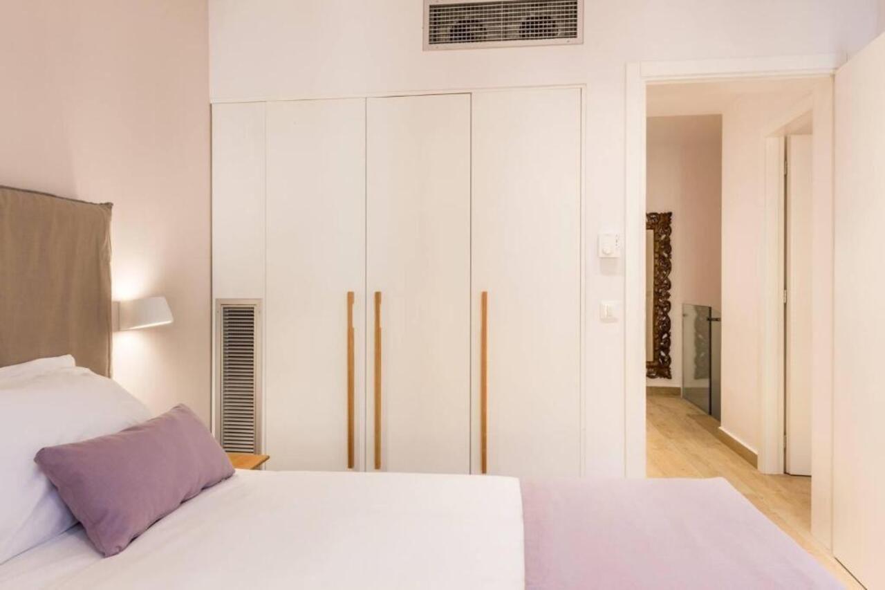 Avra Apartments Venetian Harbour Chania  Exterior photo
